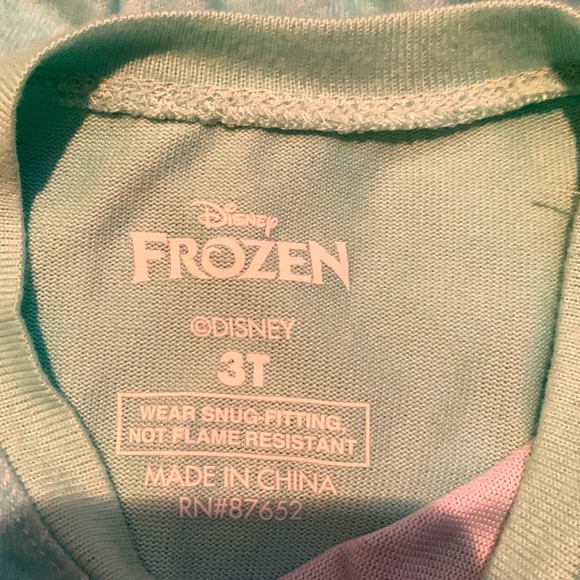 Frozen Pajama Set Toddler size 2T - Picture 9 of 11